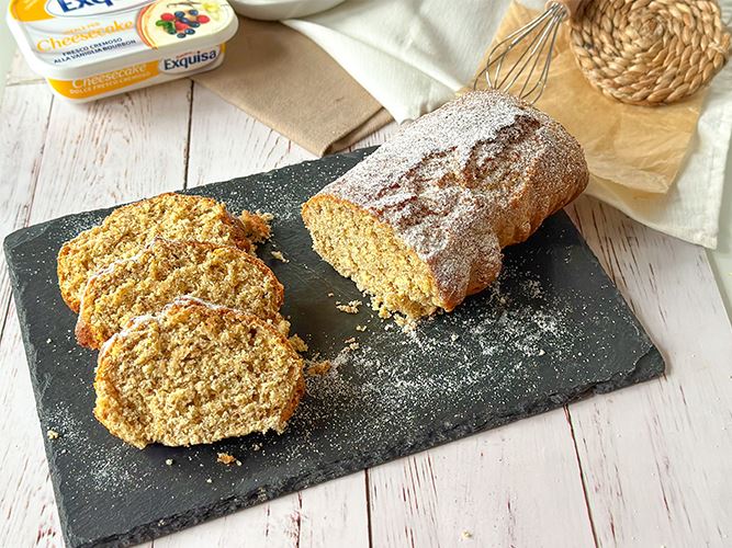 Plumcake soffice con spalmabile cheesecake