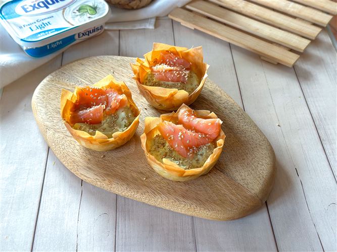 Cestini di pasta fillo con salmone