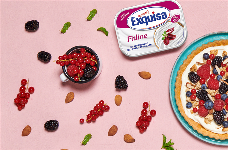 Crumble di avena e frutti di bosco