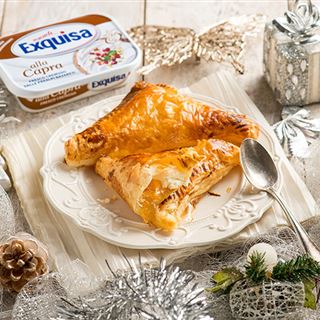 Sgonfiotti al formaggio e agrumi, un dolce corposo