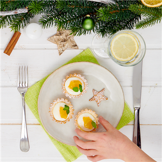 Tartellette cremose al mandarino